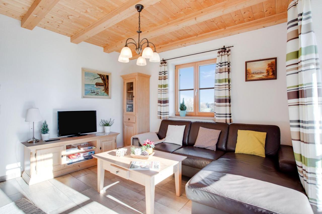 Ferienwohnung Seeblick Bad Heilbrunn Exteriör bild